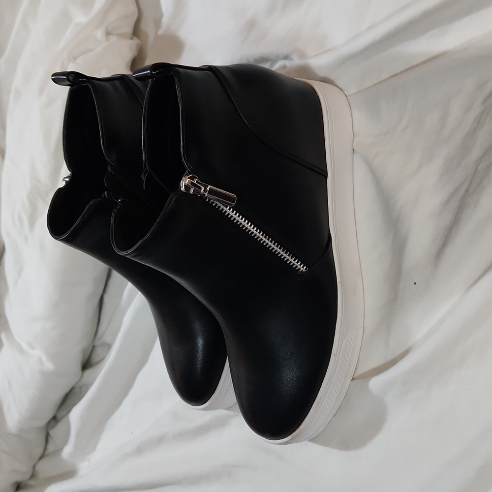 JUSTFAB WEDGE BOOTIES NEW WITHOUT BOX - Picture 2 of 4
